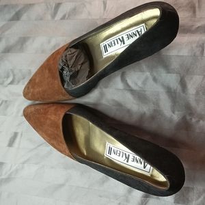 Anne Klein II, heels, brn/blk Suede, Leather soles, size 9n